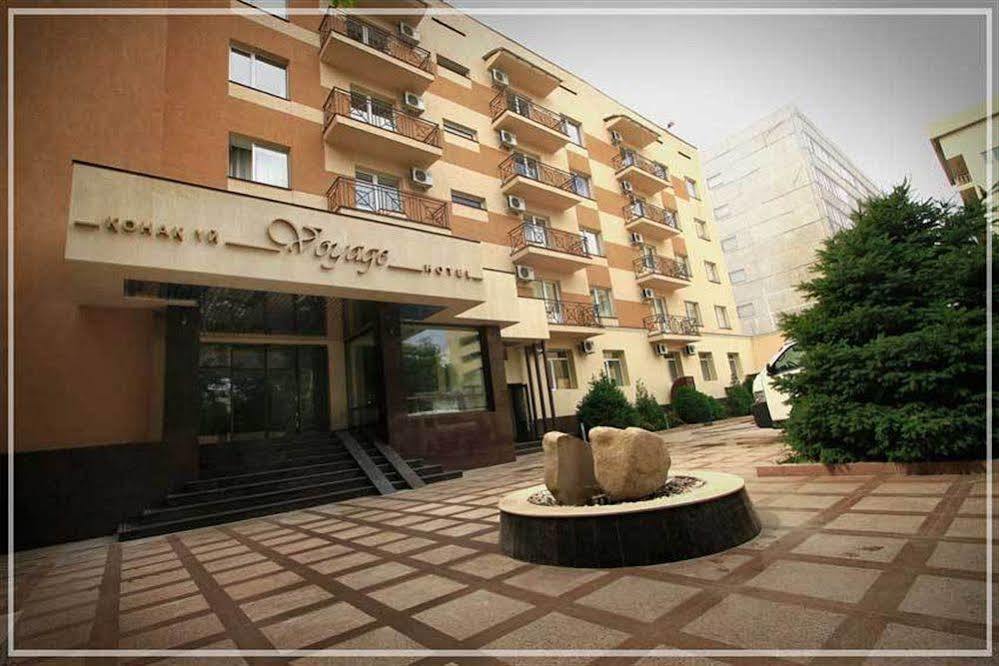 Voyage Hotel Алма Ата Екстериор снимка